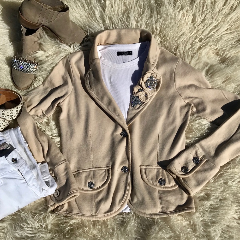 Twisted Heart Jacket - Picture 2 of 8